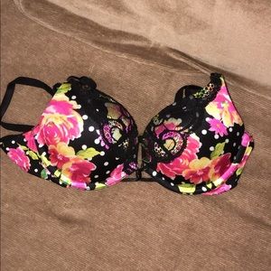 Victoria’s Secret Bombshell Bra